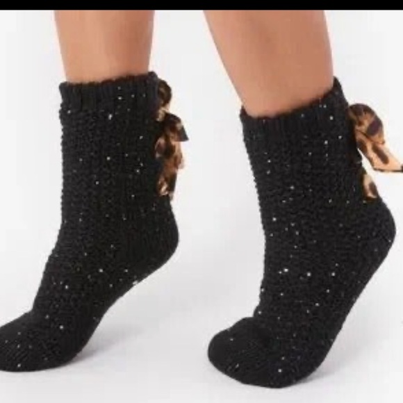 MUK LUKS Cabin Socks - Picture 2 of 10